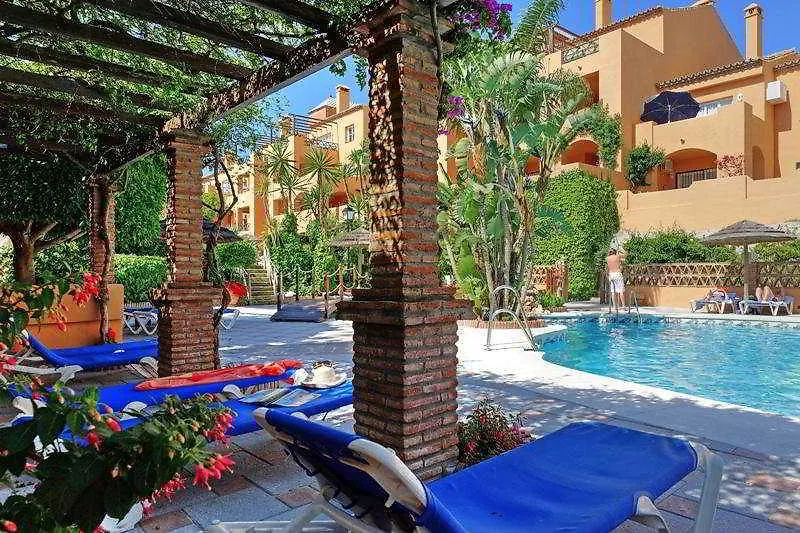 ***  Mijas Costa Oasis By Grangefield Oasis Club Aparthotel Sitio de Calahonda Spain